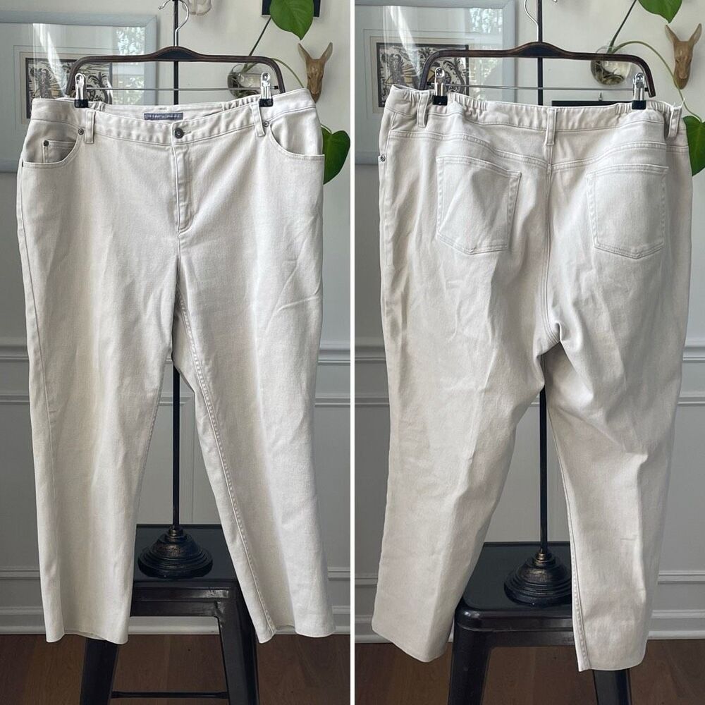 Liz Claiborne Beige Denim Straight Leg Jeans 18W Petite